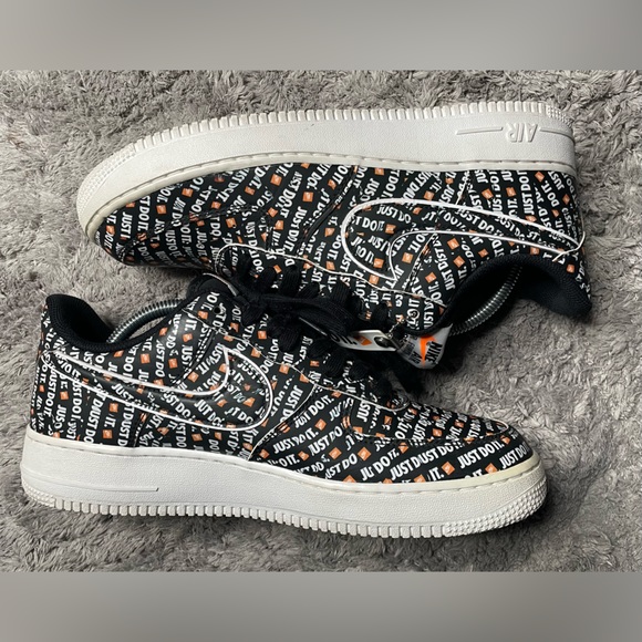 ⬛️Nike Air Force 1 Low
Just Do It Pack Black
Size 10 - Picture 3 of 12